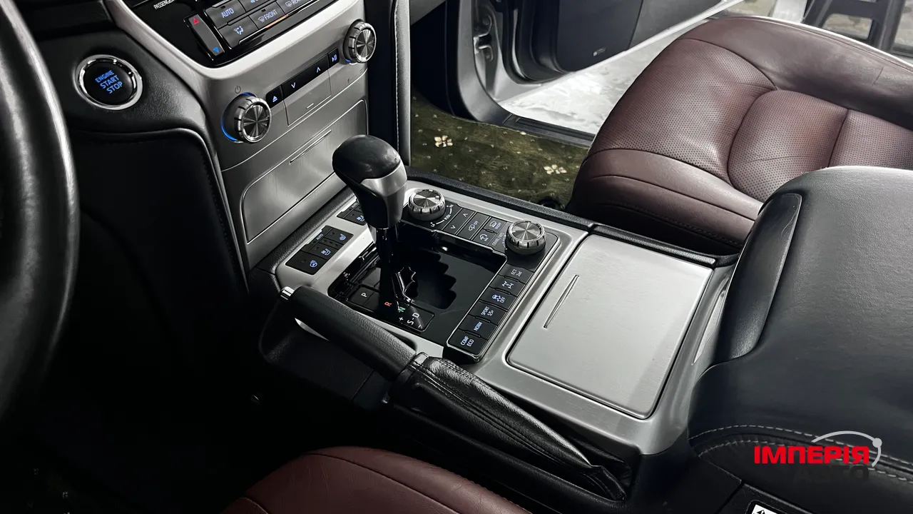 Toyota Land Cruiser - фото 21
