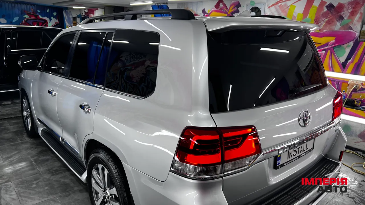 Toyota Land Cruiser - фото 12