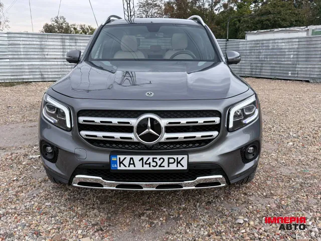 Mercedes-Benz GLB - фото 1