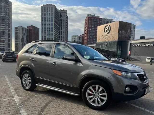 Kia Sorento - фото 2