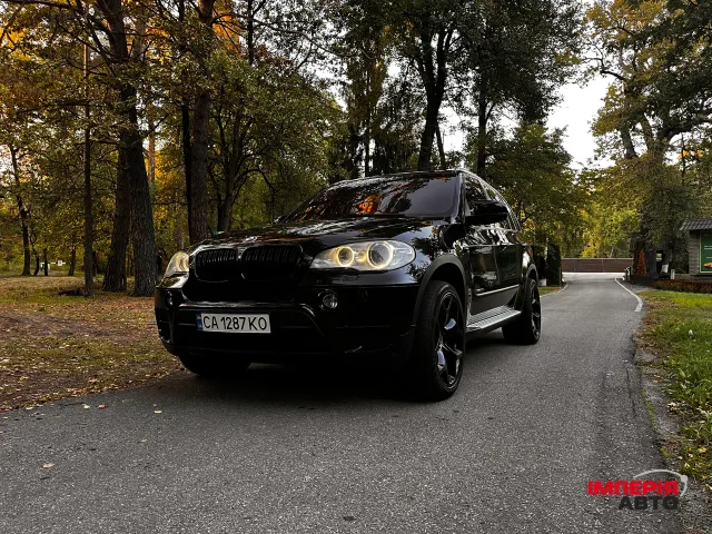 BMW X5 - фото 2