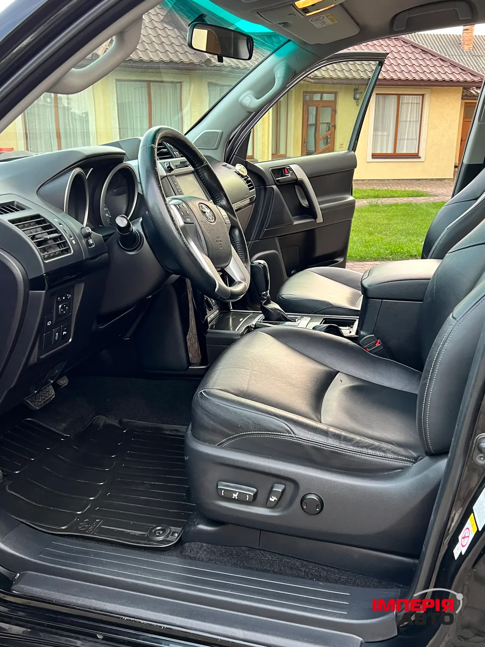 Toyota Land Cruiser Prado - фото 9