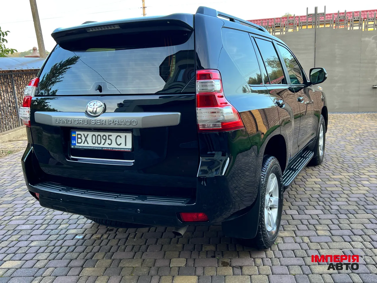 Toyota Land Cruiser Prado - фото 4