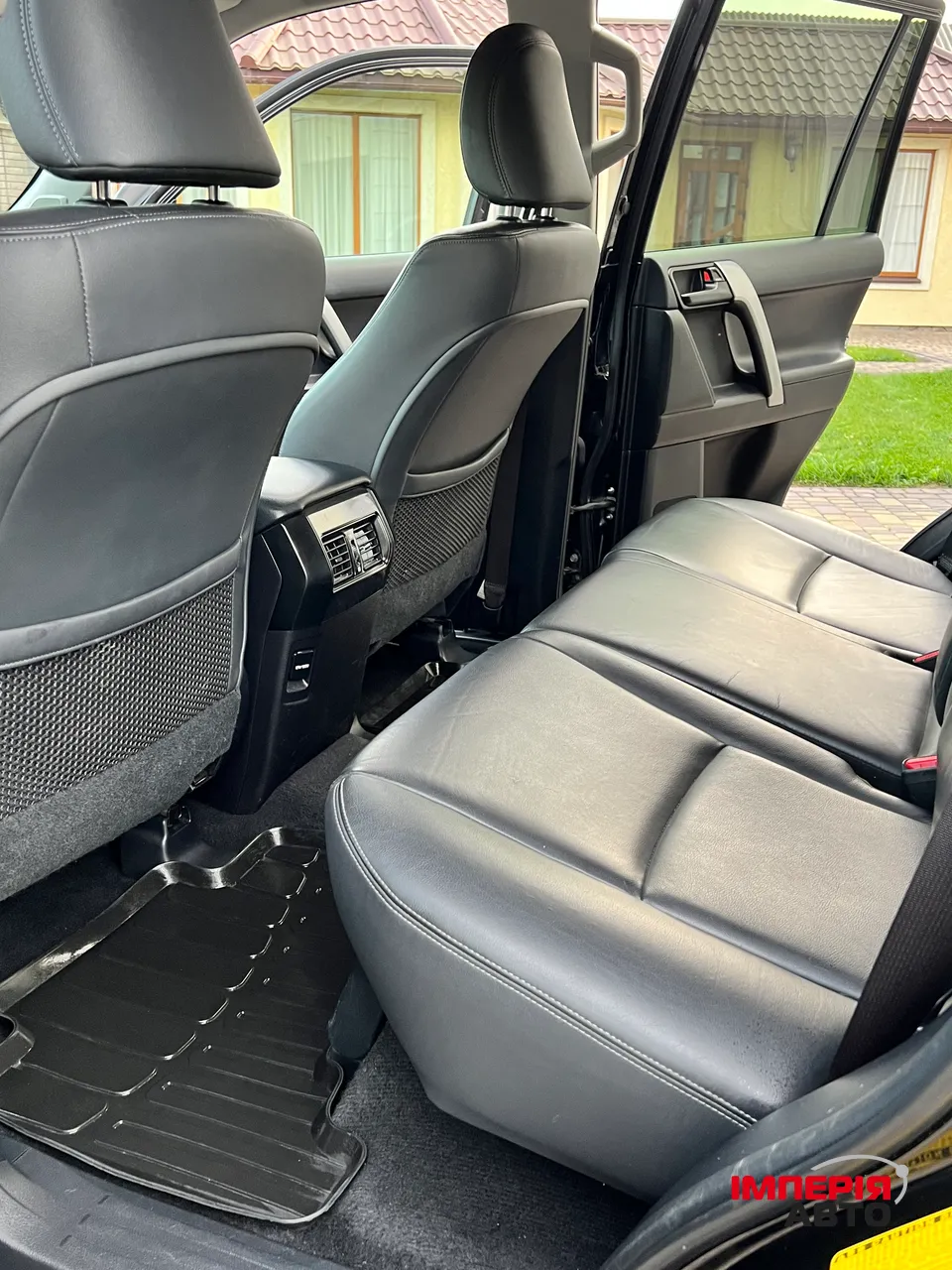 Toyota Land Cruiser Prado - фото 10