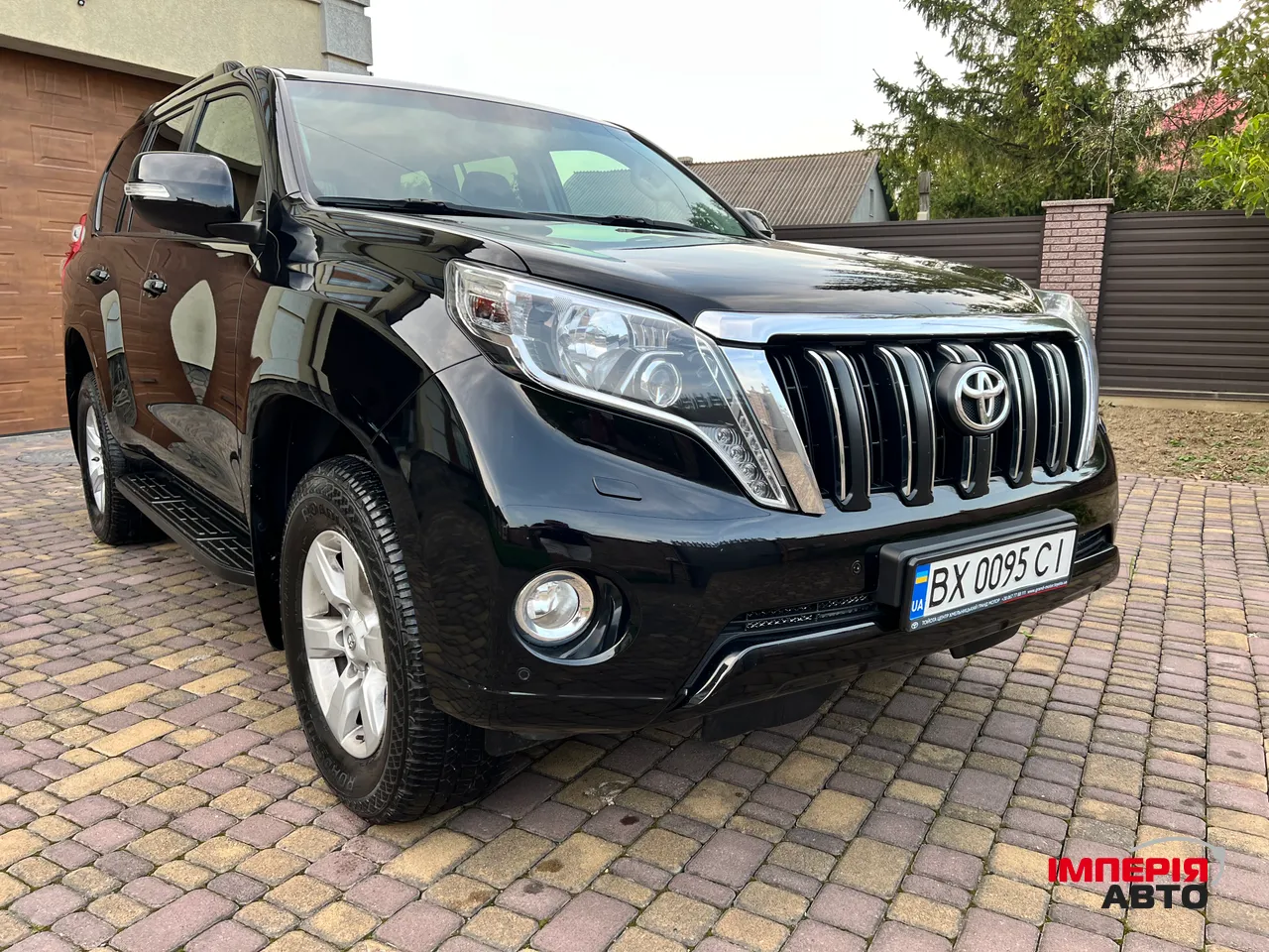 Toyota Land Cruiser Prado - фото 3