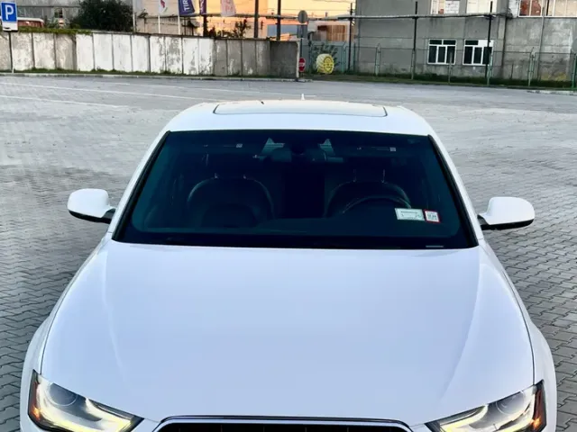 Audi A4 - фото 2