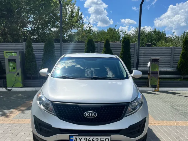 Kia Sportage - фото 1