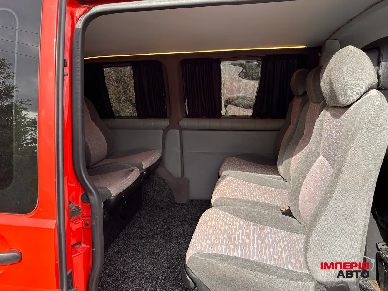 Volkswagen Transporter - фото 14