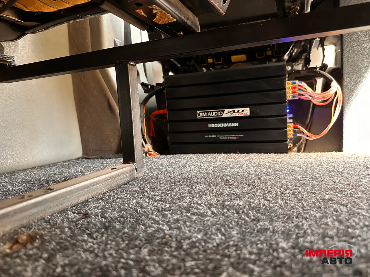 Volkswagen Transporter - фото 19