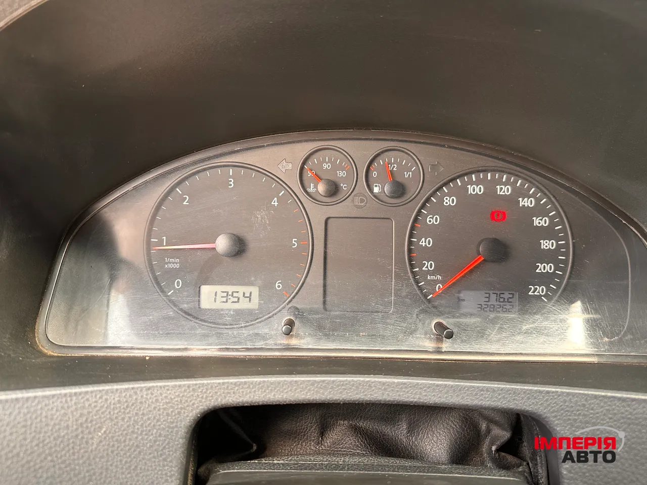 Volkswagen Transporter - фото 23