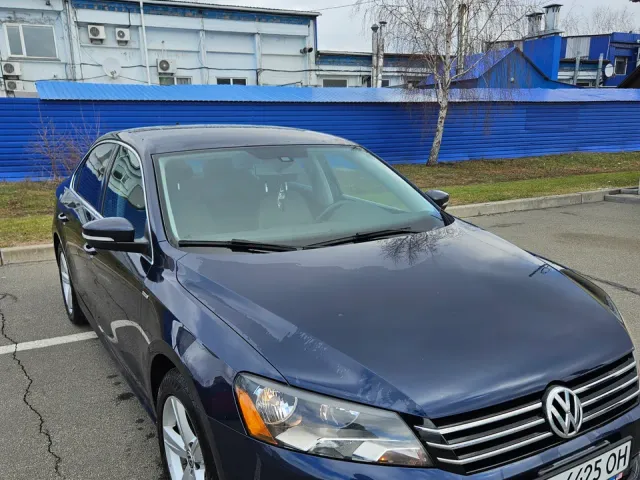 Volkswagen Passat - фото 1