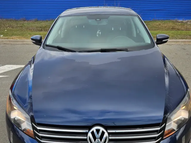 Volkswagen Passat - фото 4