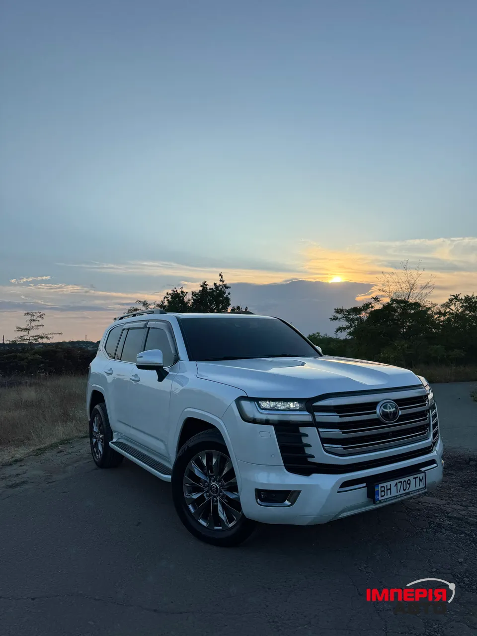 Toyota Land Cruiser - фото 2