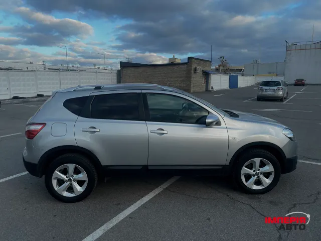 Nissan Qashqai - фото 4
