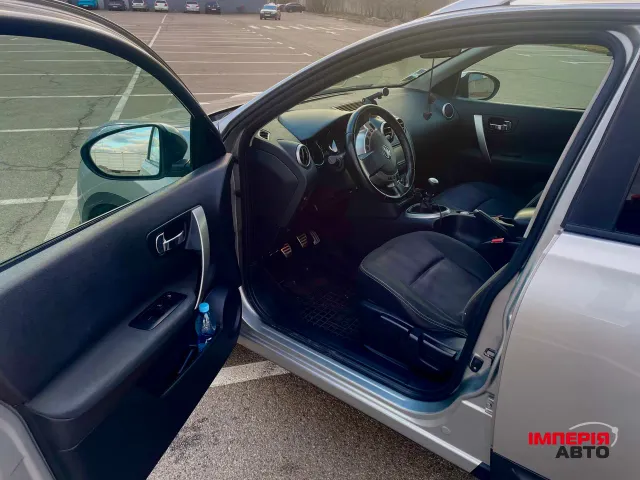 Nissan Qashqai - фото 5