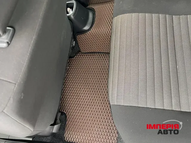 Suzuki SX4 - фото 5