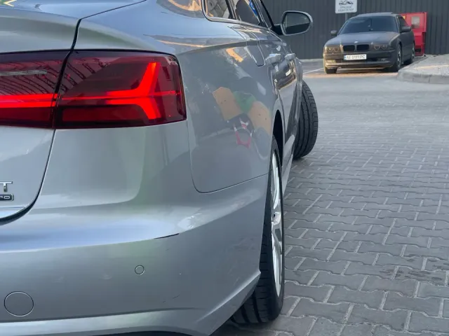 Audi A6 - фото 4
