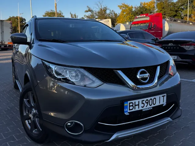 Nissan Rogue Sport - фото 2