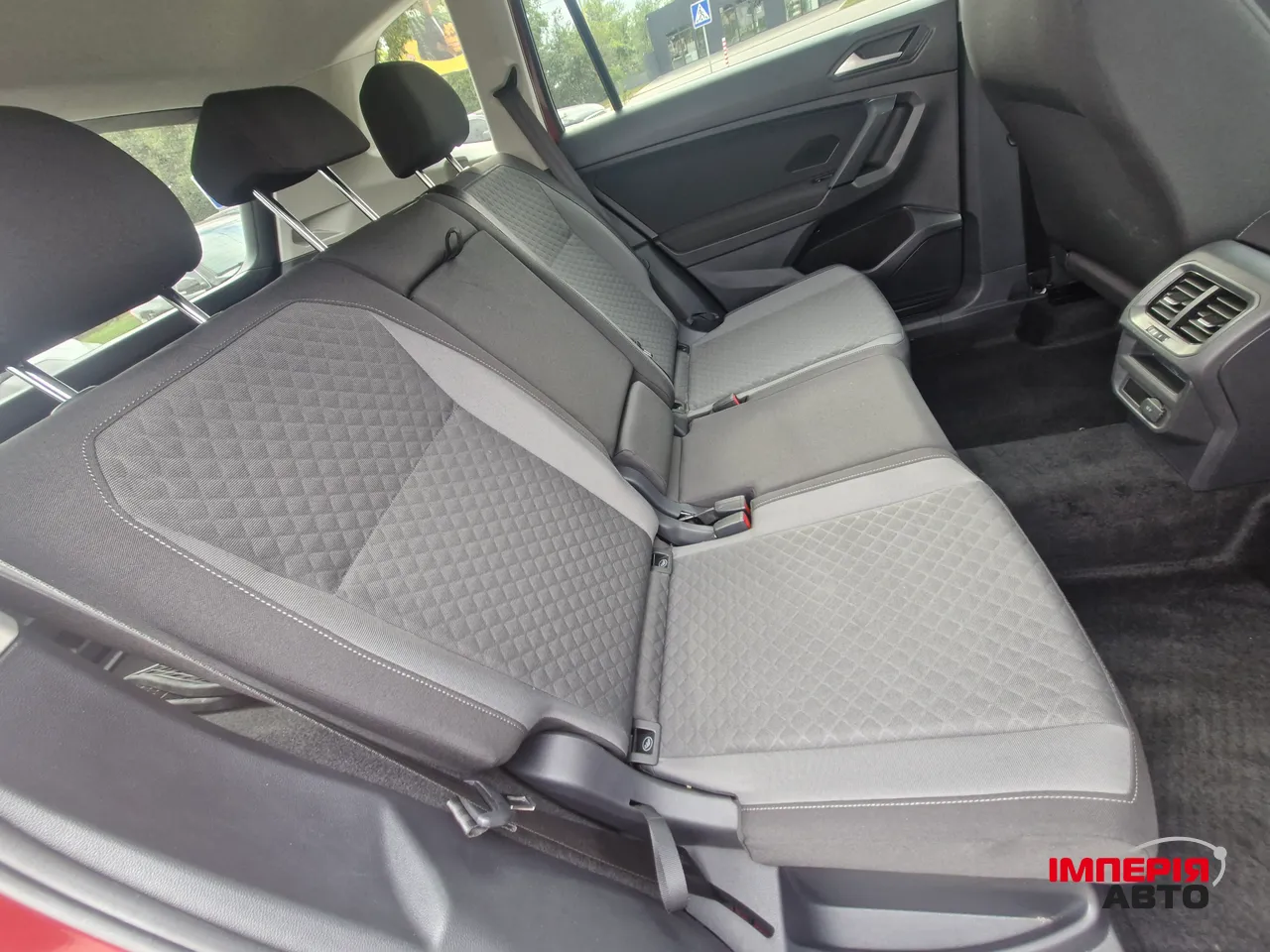 Volkswagen Tiguan - фото 31