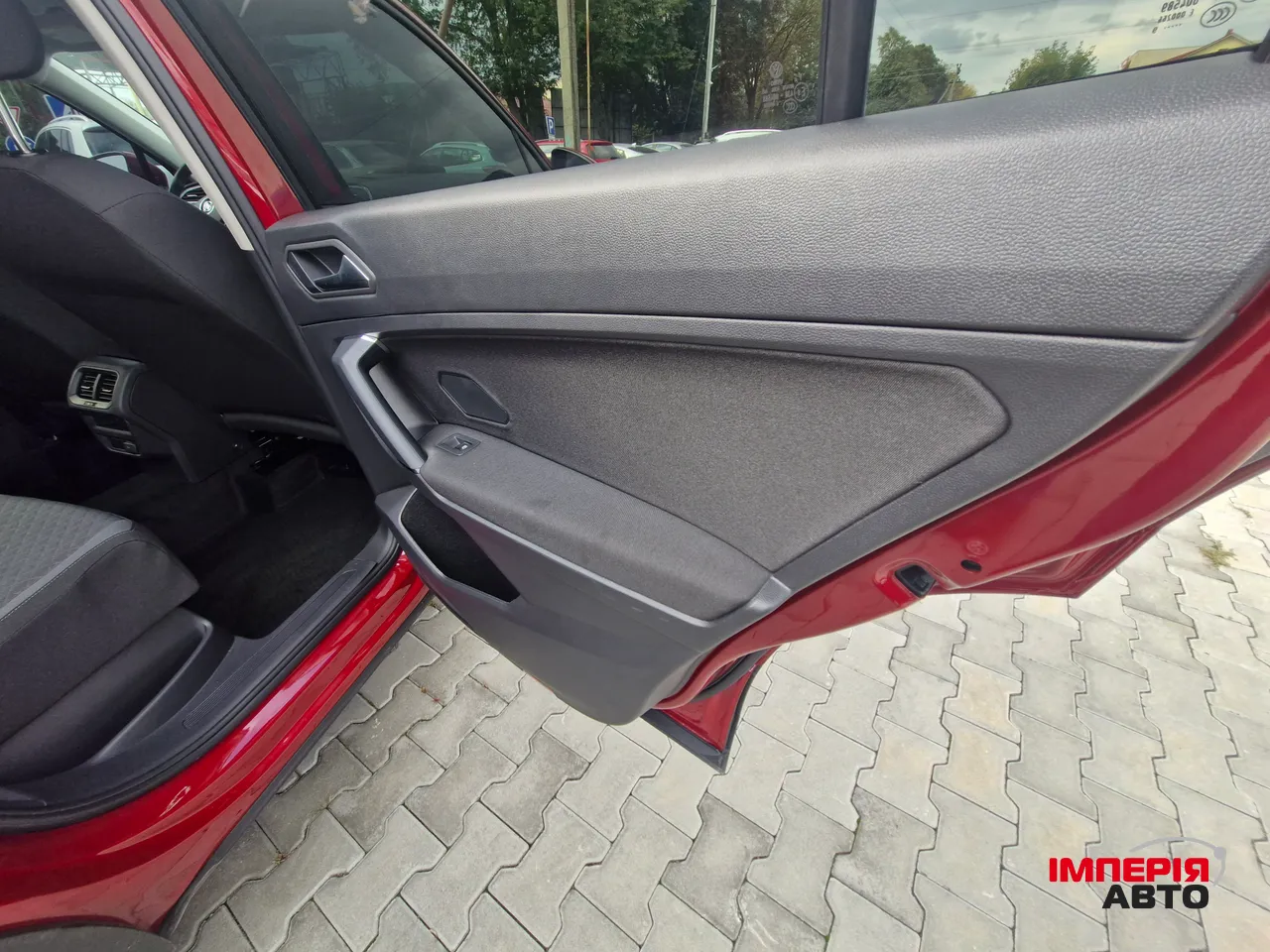 Volkswagen Tiguan - фото 36