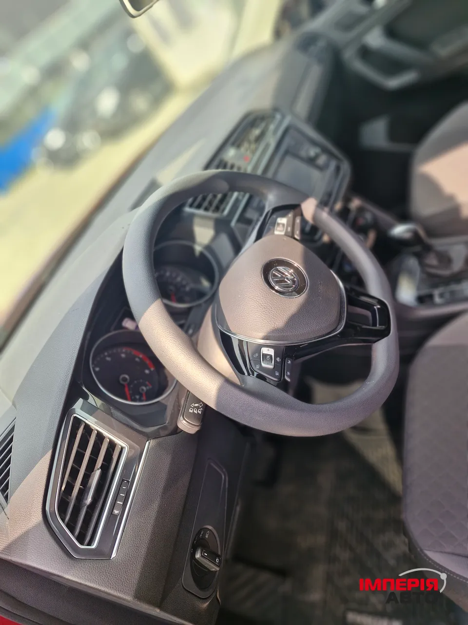 Volkswagen Tiguan - фото 28