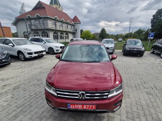 Volkswagen Tiguan - фото 4