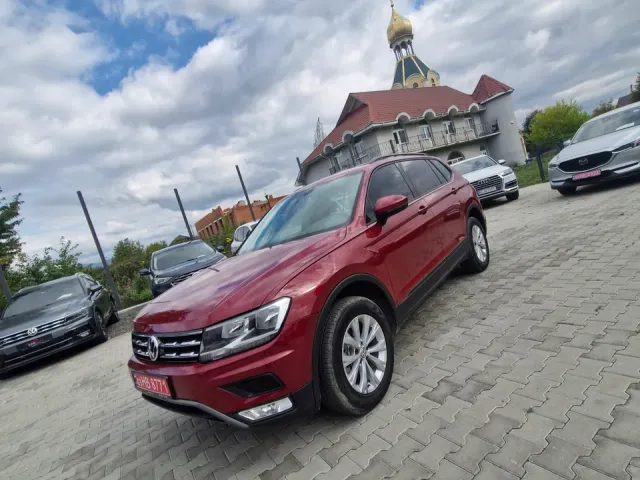 Volkswagen Tiguan - фото 1