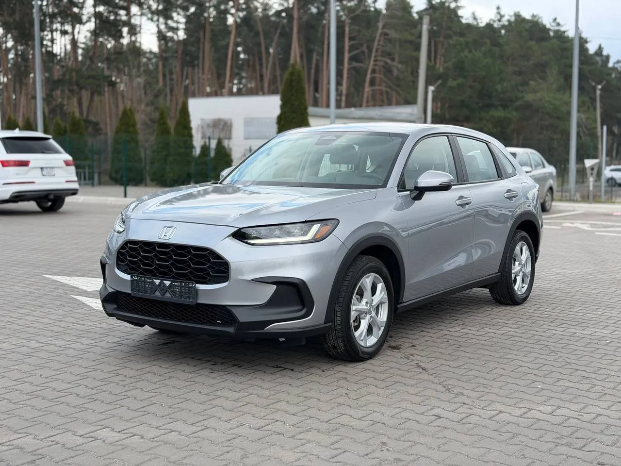 Honda HR-V - фото 1