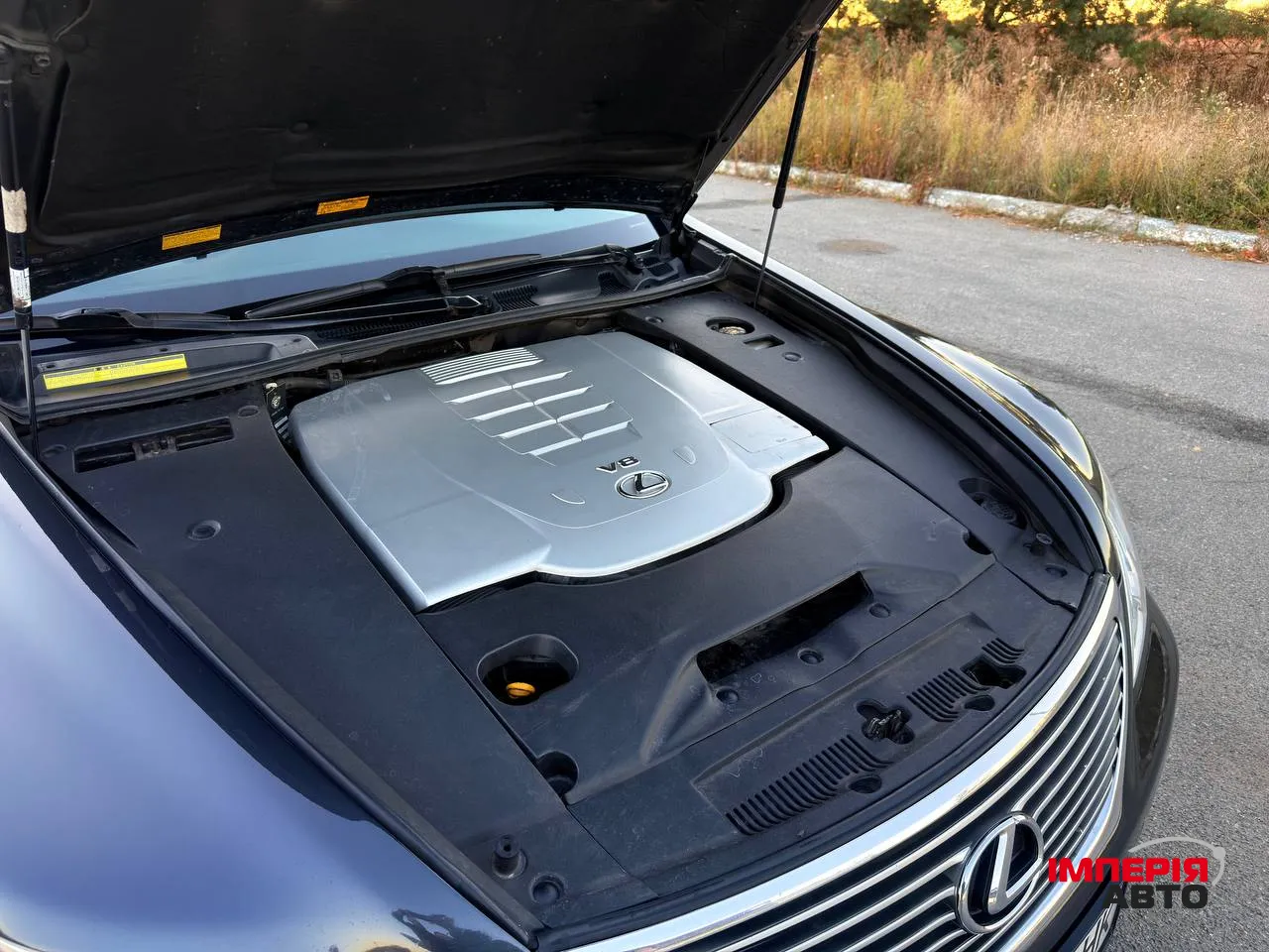 Lexus LS - фото 24