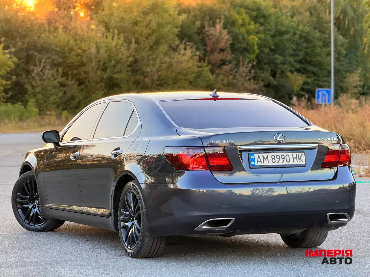 Lexus LS - фото 6