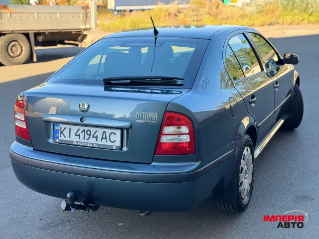 Skoda Octavia - фото 3