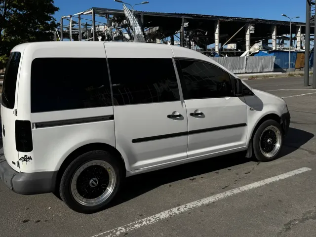 Volkswagen Caddy - фото 5