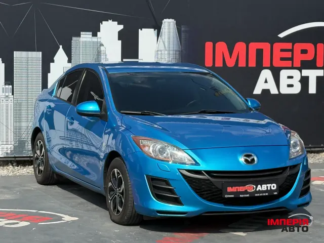 Mazda 3 - фото 1