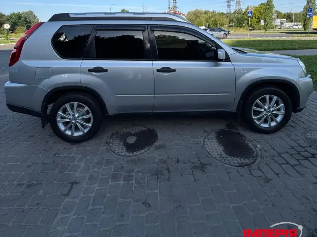 Nissan X-Trail - фото 4