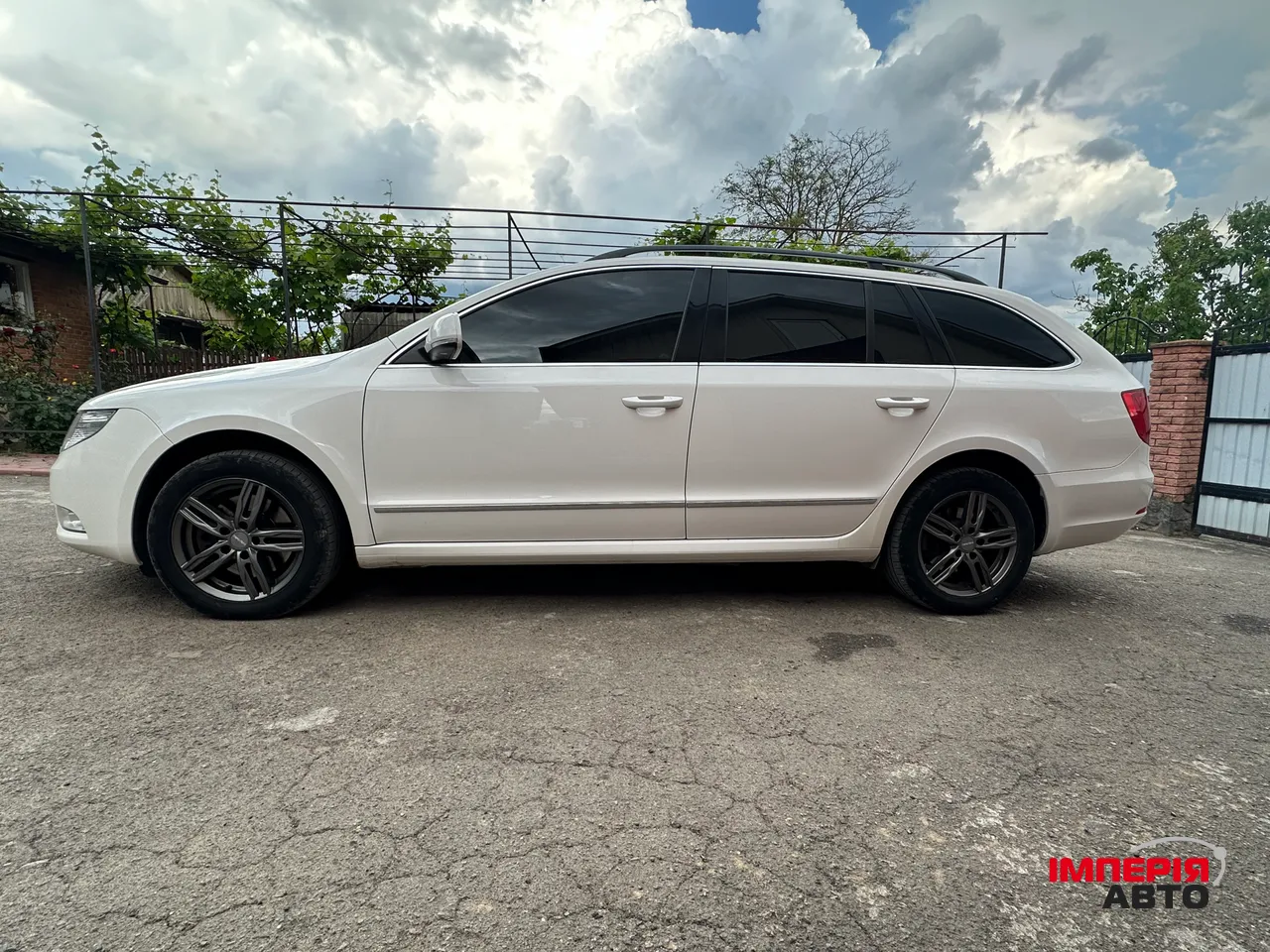 Skoda Superb - фото 4