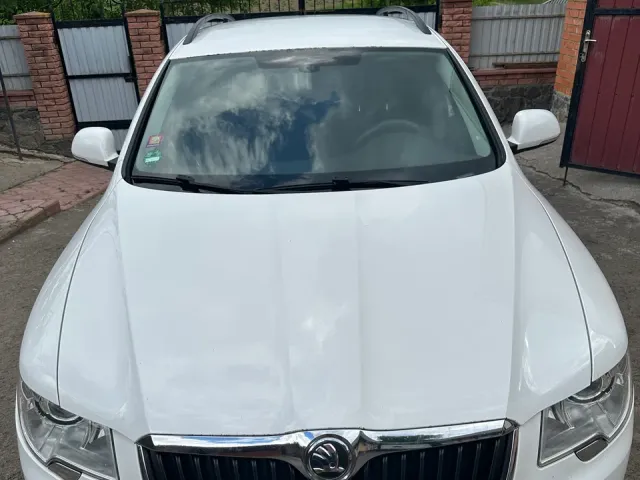 Skoda Superb - фото 2