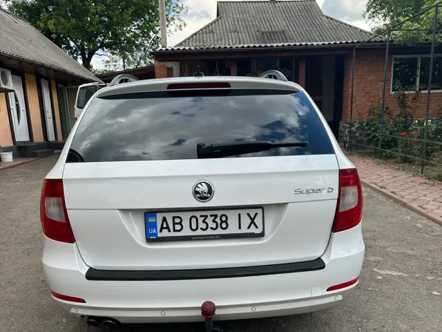 Skoda Superb - фото 5