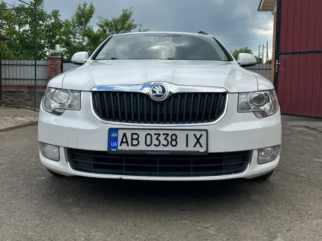 Skoda Superb - фото 1