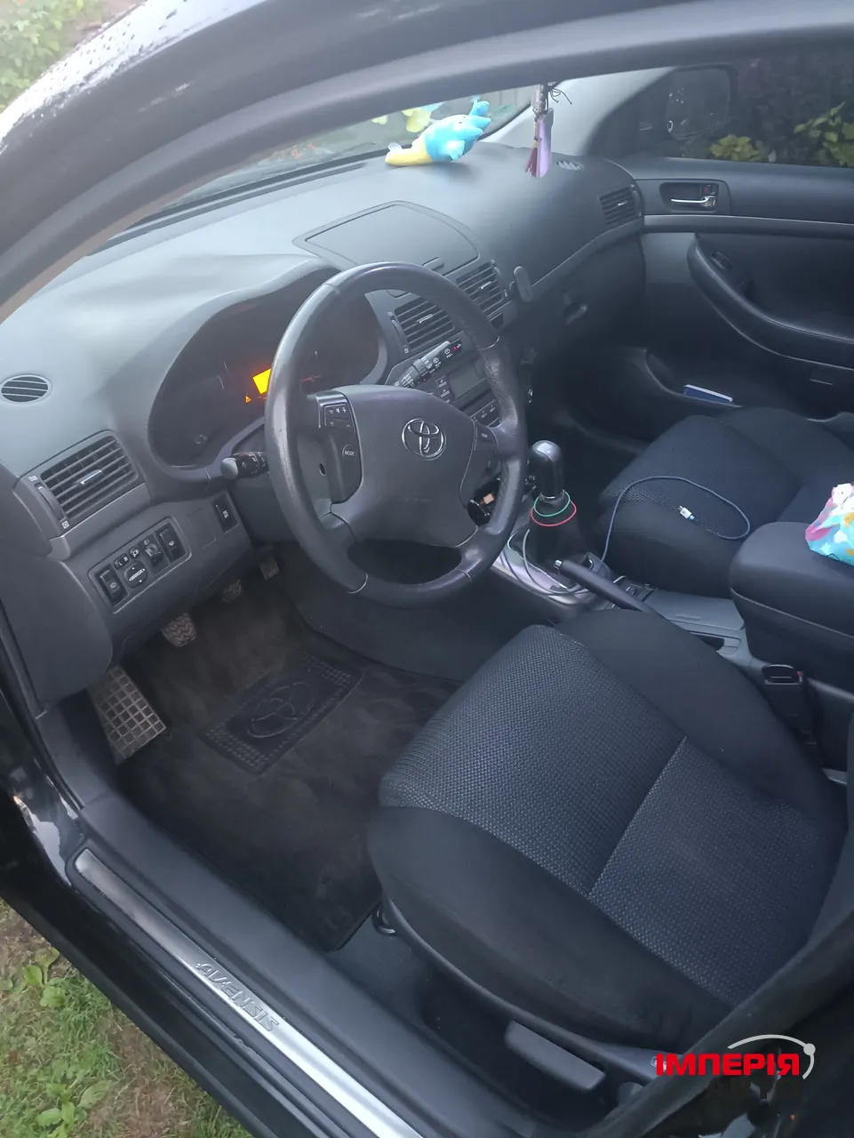 Toyota Avensis - фото 9