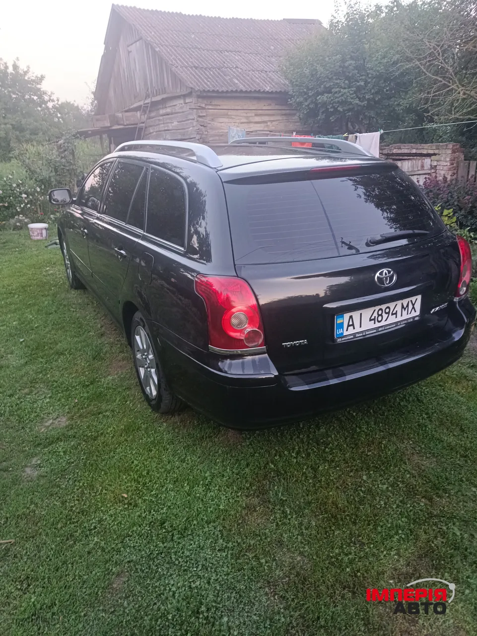 Toyota Avensis - фото 2