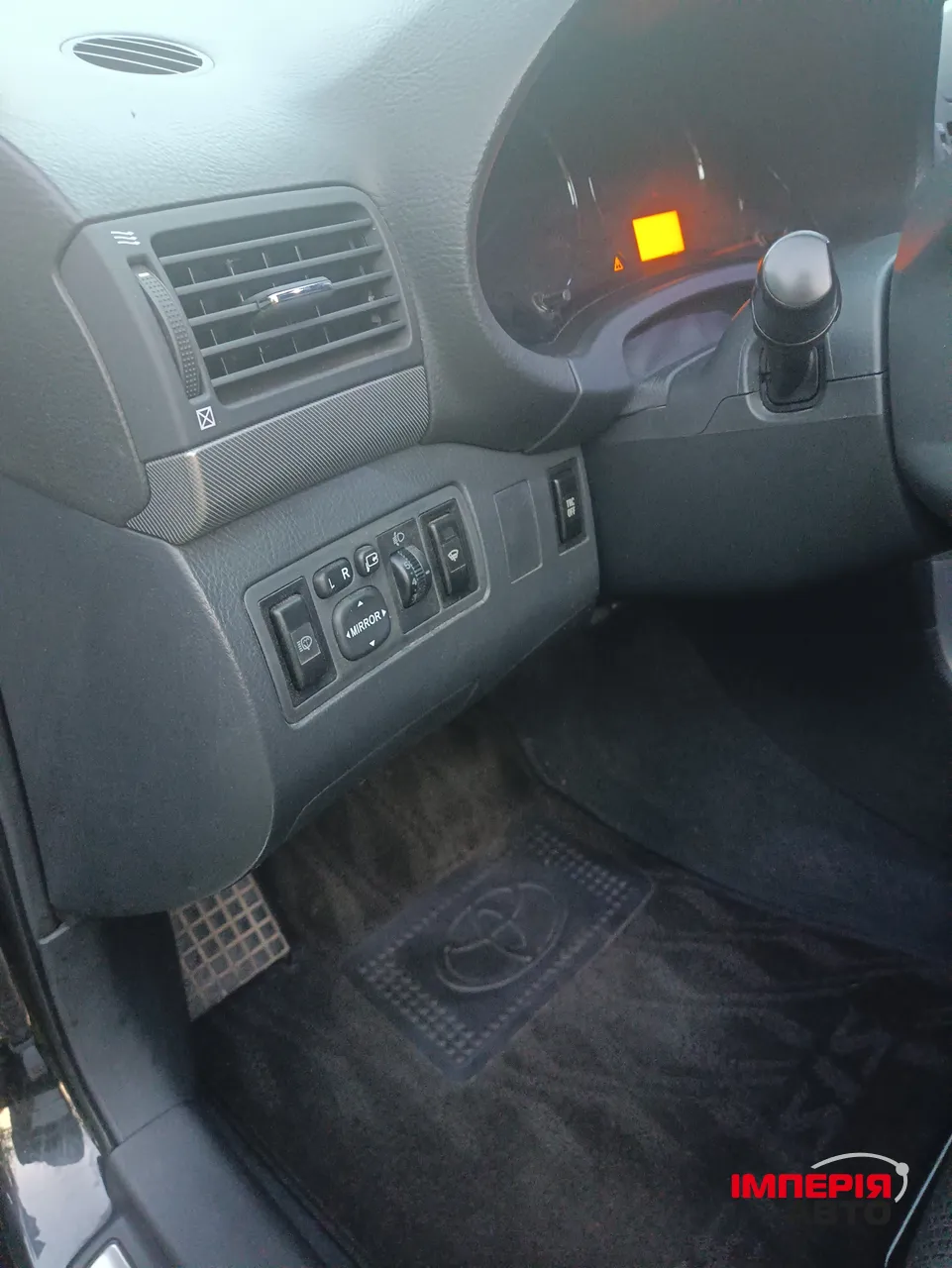 Toyota Avensis - фото 14