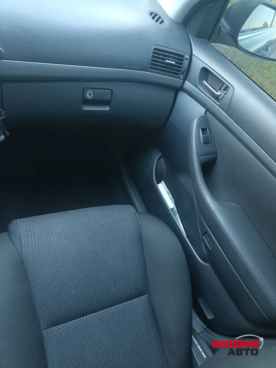 Toyota Avensis - фото 62