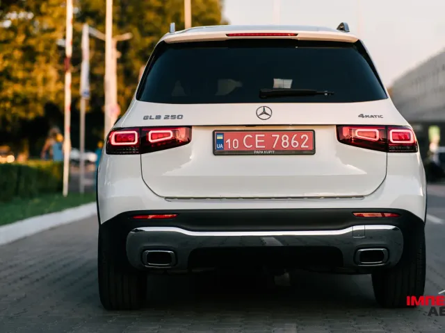 Mercedes-Benz GLB - фото 4