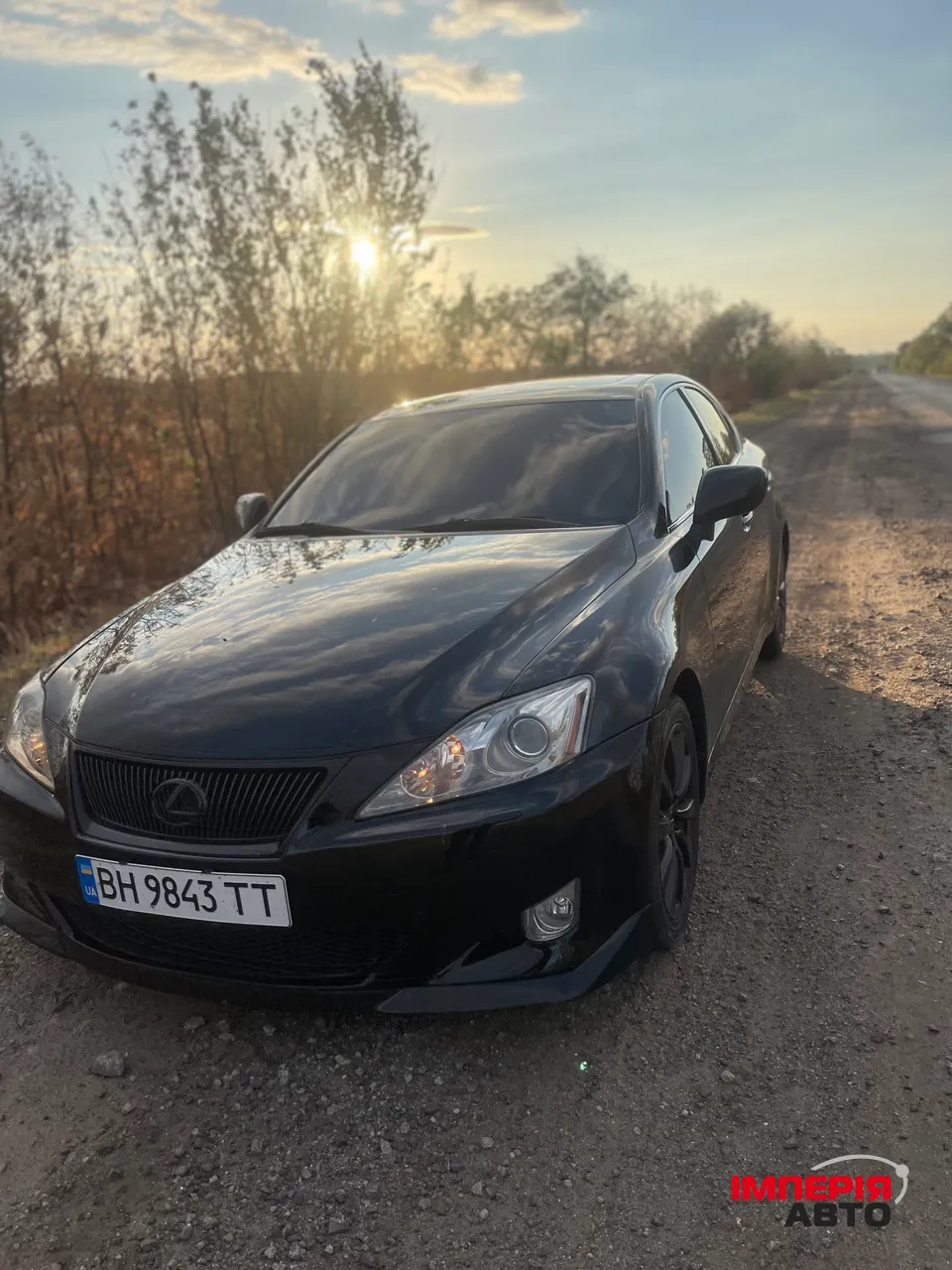 Lexus IS - фото 4