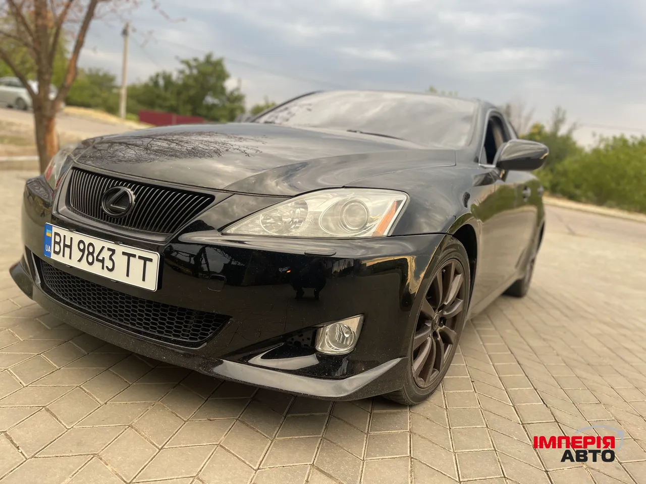 Lexus IS - фото 9