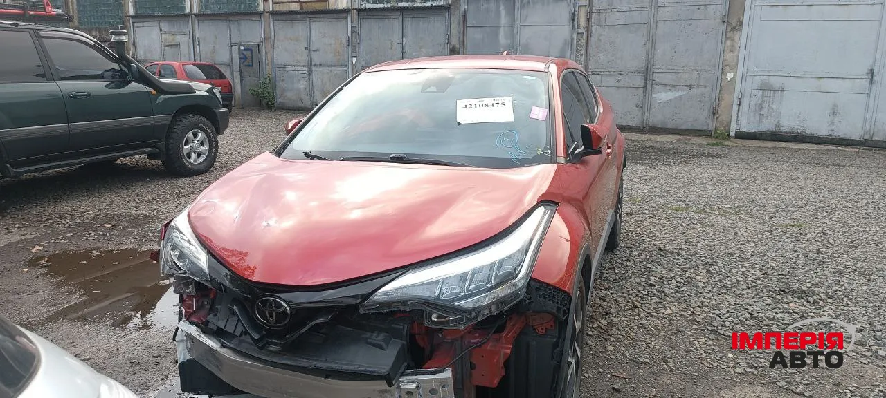 Toyota C-HR - фото 9