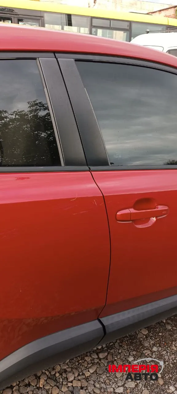 Toyota C-HR - фото 6