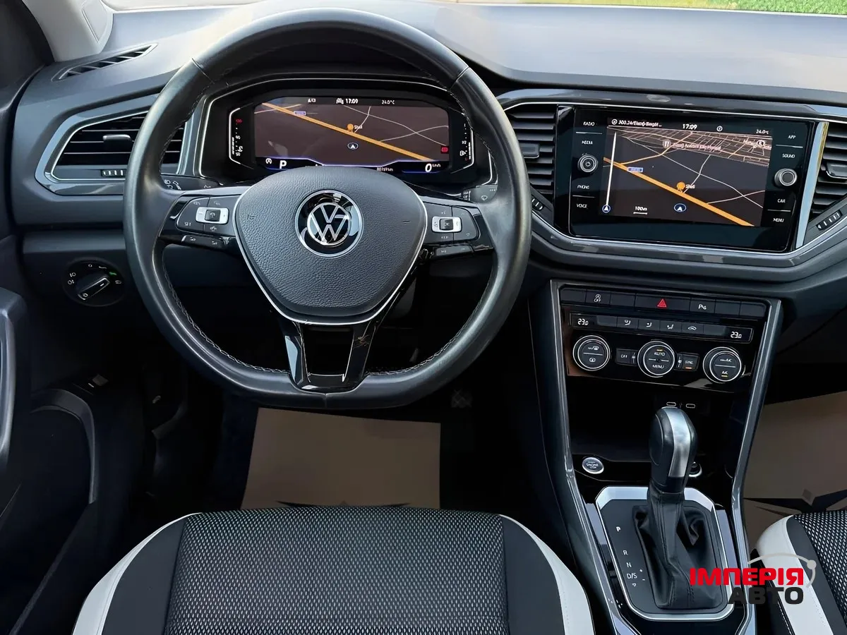 Volkswagen T-Roc - фото 7
