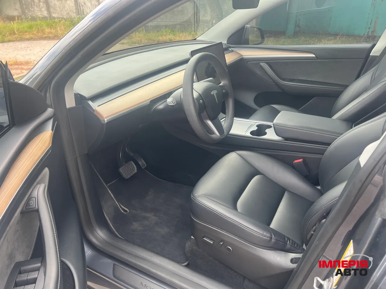 Tesla Model Y - фото 15