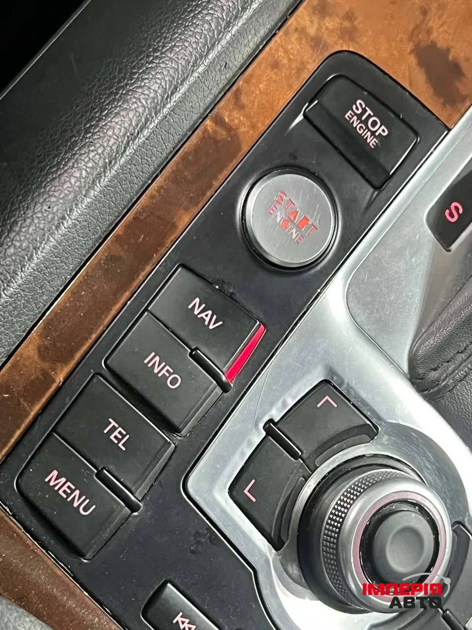 Audi Q7 - фото 14